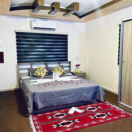 Petra B12 Hostel Wadi Musa Luaran gambar