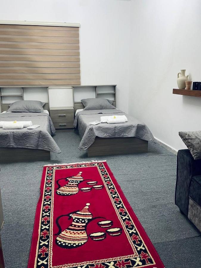 Petra B12 Hostel Wadi Musa Luaran gambar