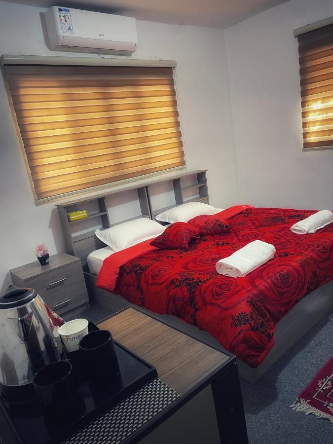 Petra B12 Hostel Wadi Musa Luaran gambar